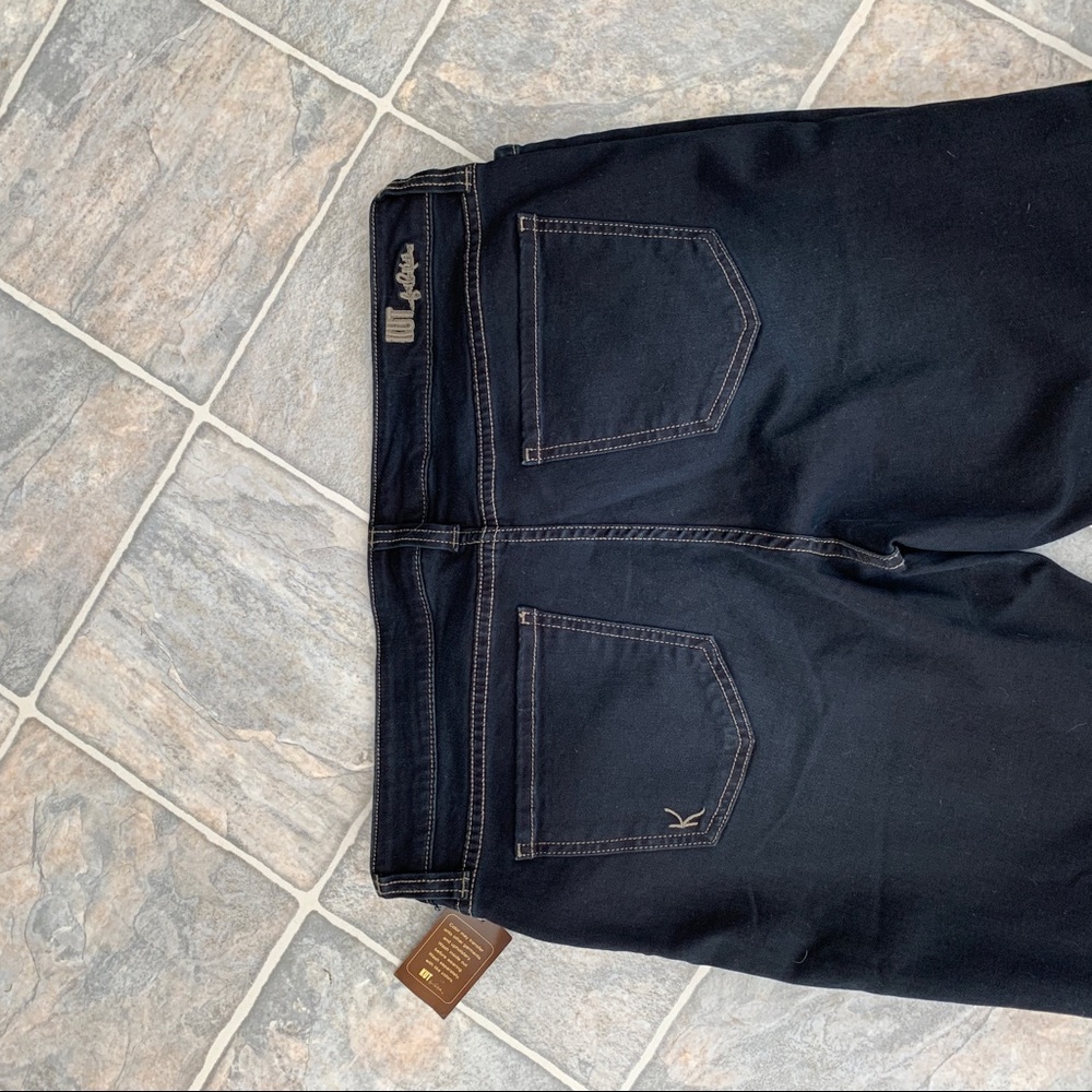 Kut from the Kloth ripped knee dark wash jeans NWT - Picture 4 of 5